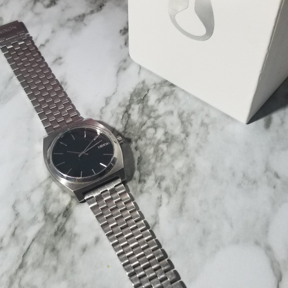 Nixon Watch